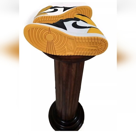 Nike Jordan 1 Retro High OG Yellow Toe (555088-711) Men's Size 10 New In Box - Picture 10 of 13